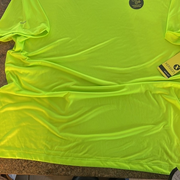 New With Tags Quick-Dri Temp Control Shocking Lime Training Power Tee - Picture 8 of 9